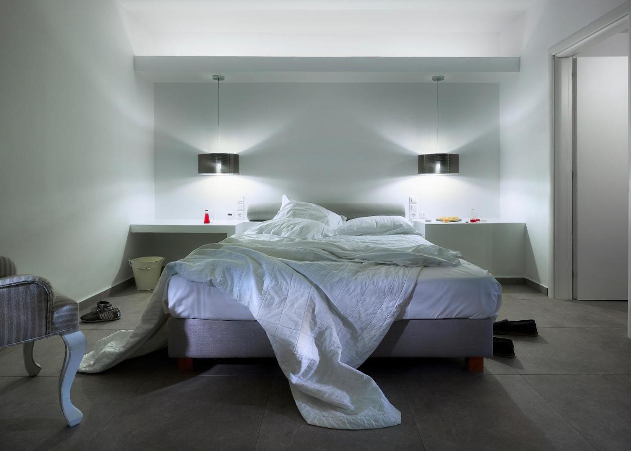 Santa Maria Luxury Suites & Spa Adamantas  Exteriör bild